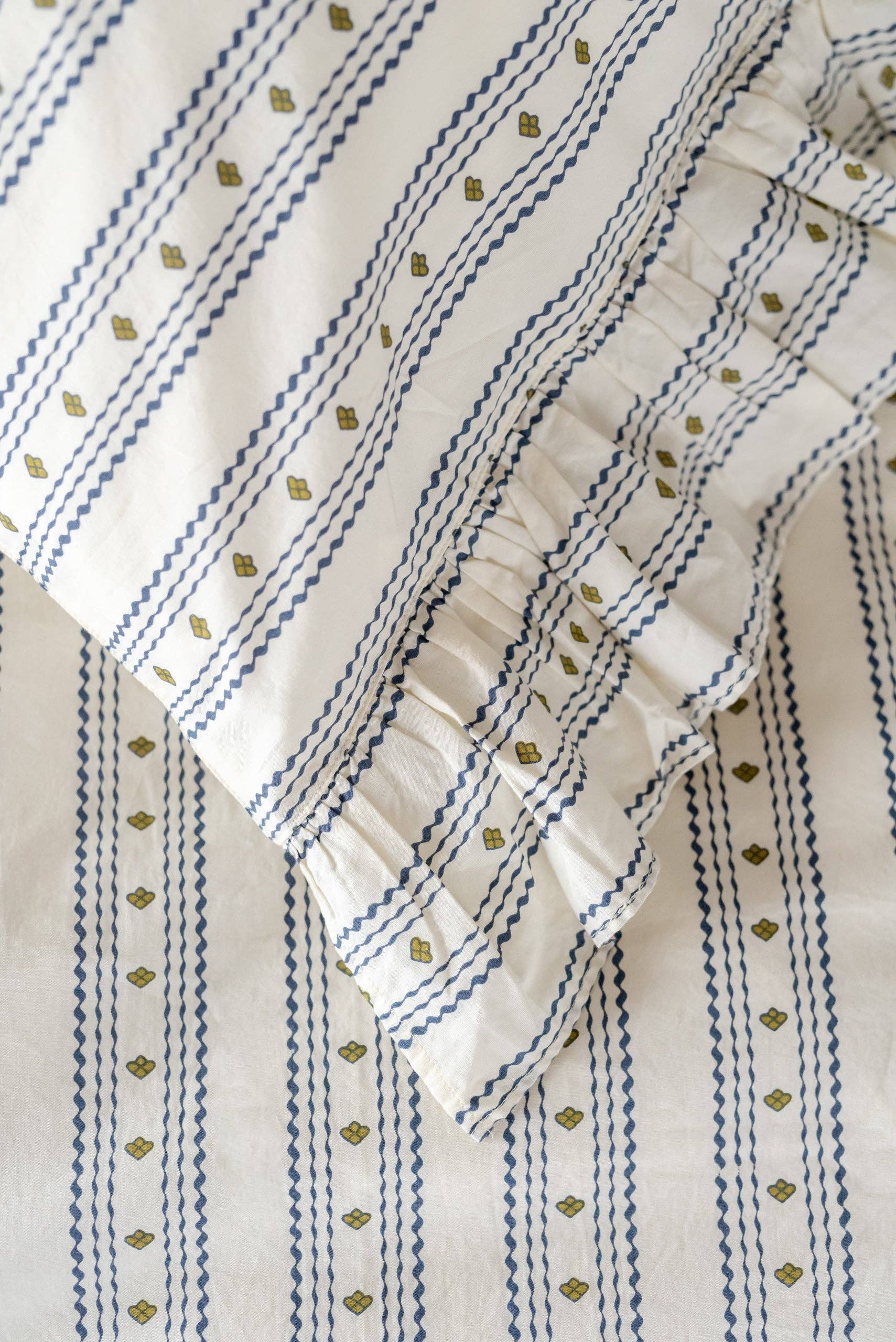 Blue and White Floral Ruffle Duvet Cover