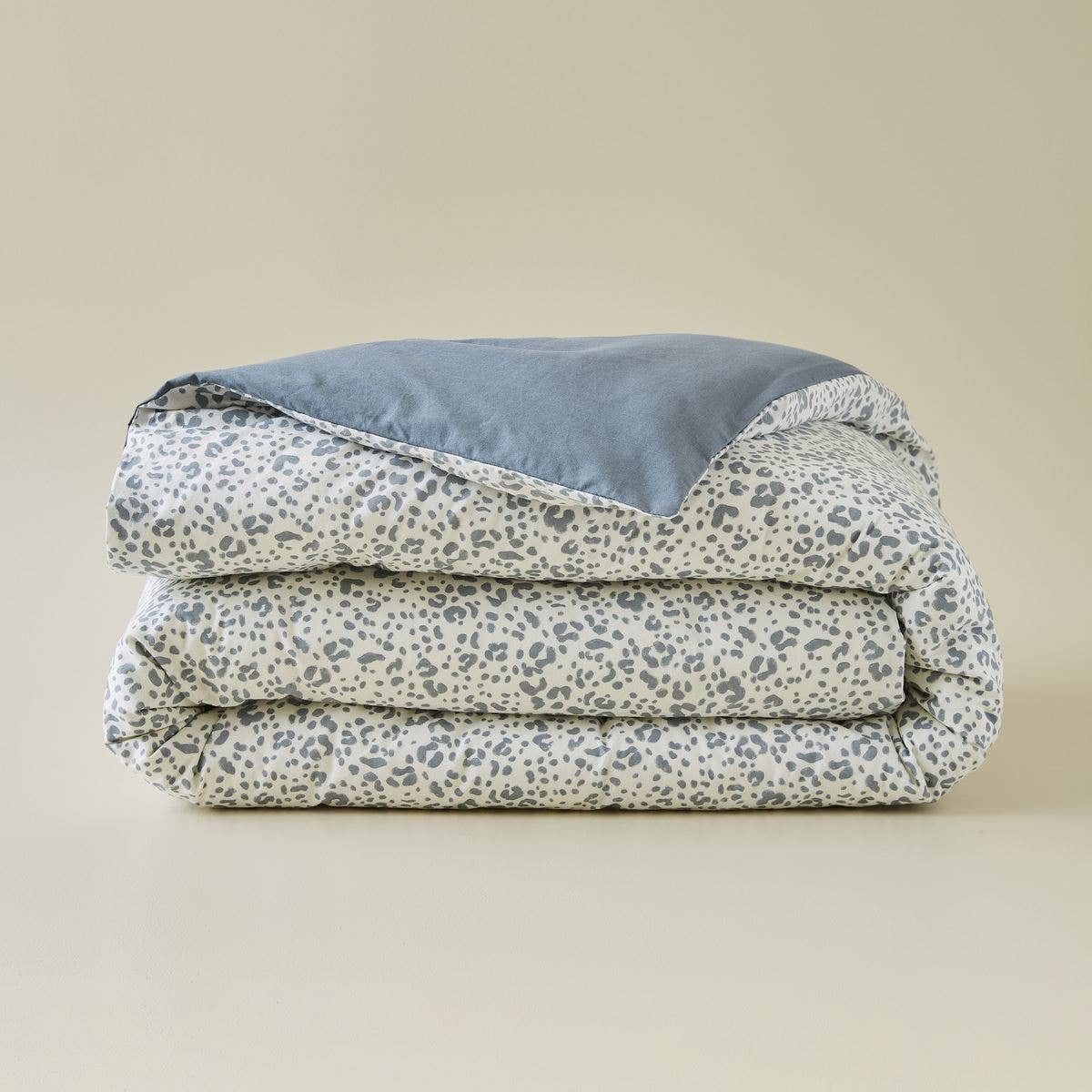 Grey white and blue Animal Print Duvet Bedding