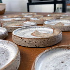Ceramic incense burner speckled cream