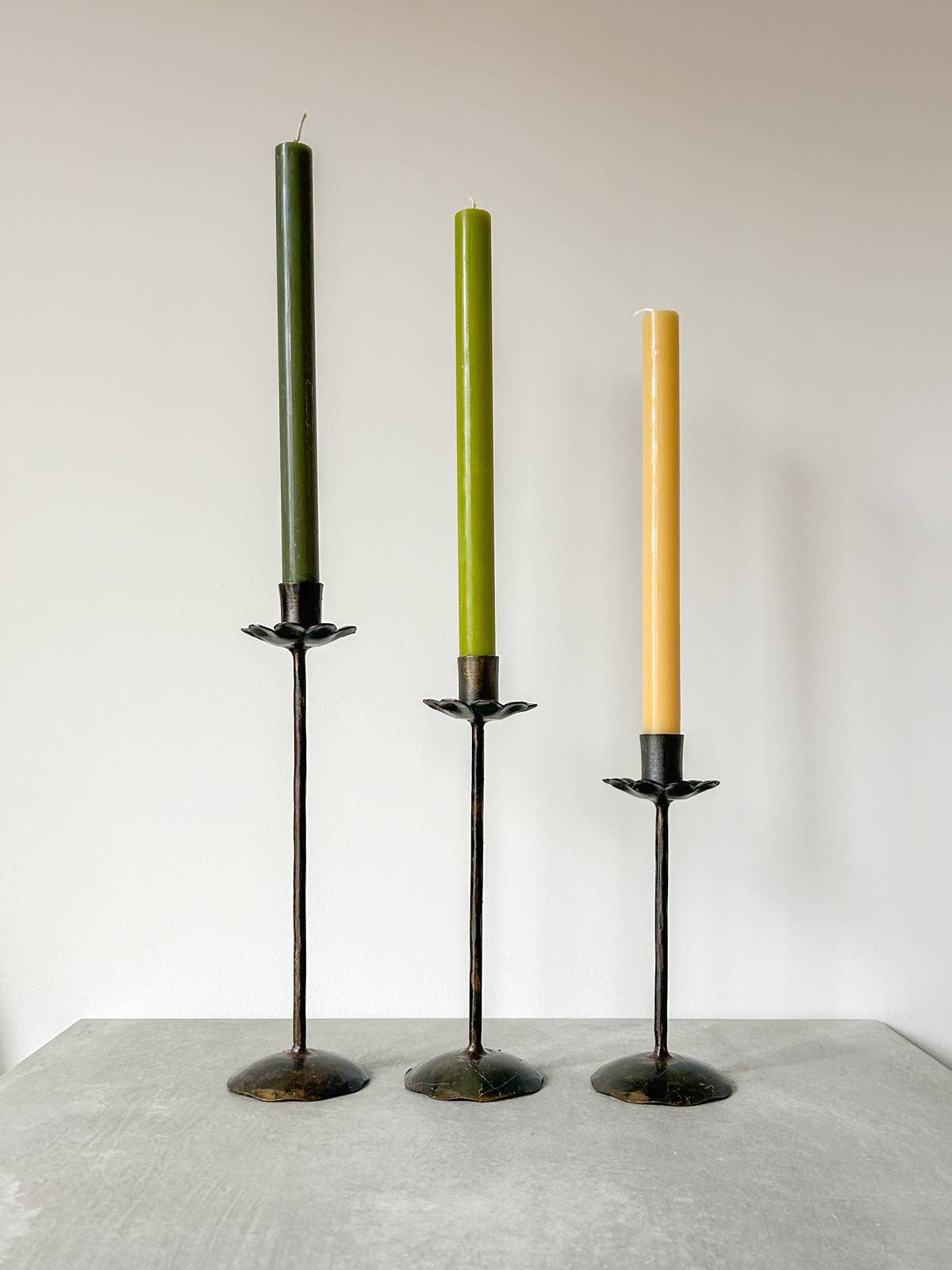 Iron Candle Holder Daisy