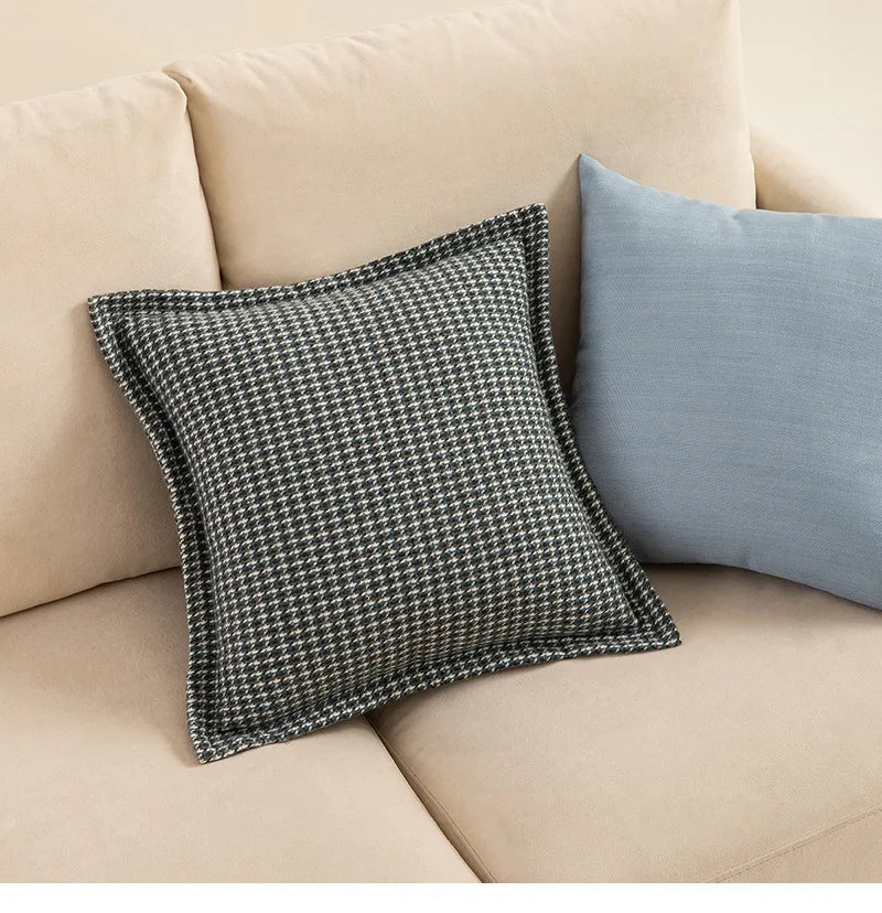 Houndstooth Cushion Cover