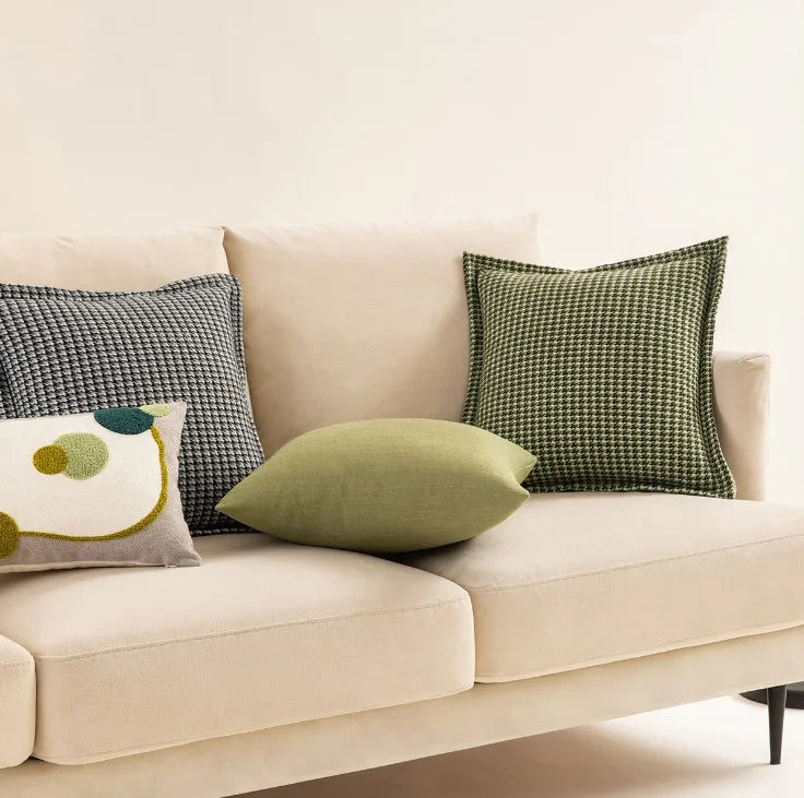 Houndstooth Cushion Cover