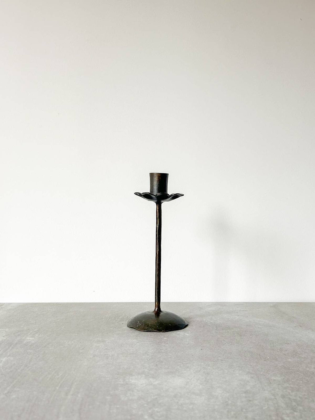 Iron Candle Holder Daisy