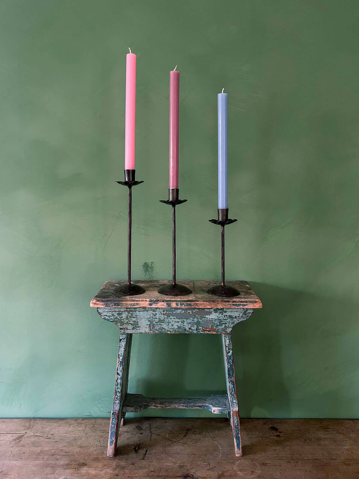 Iron Candle Holder Daisy