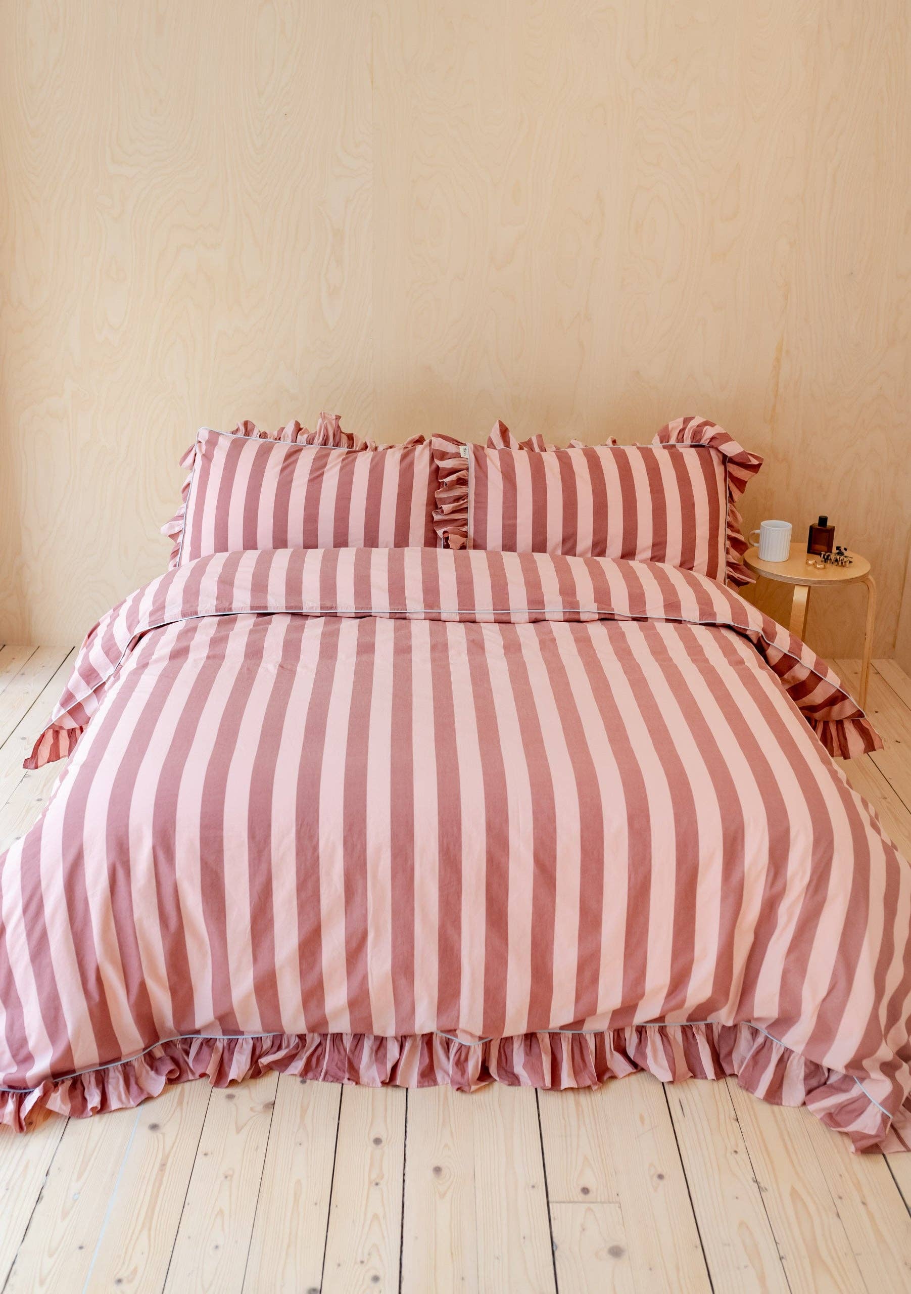 Red and Pink Ruffle Duvet Cover